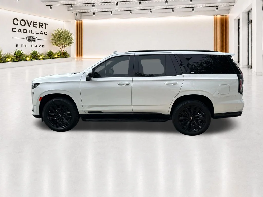 Used 2022 White Cadillac Sport image 9