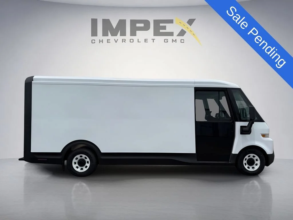 Used 2024 Oyster White BrightDrop EJY image 7