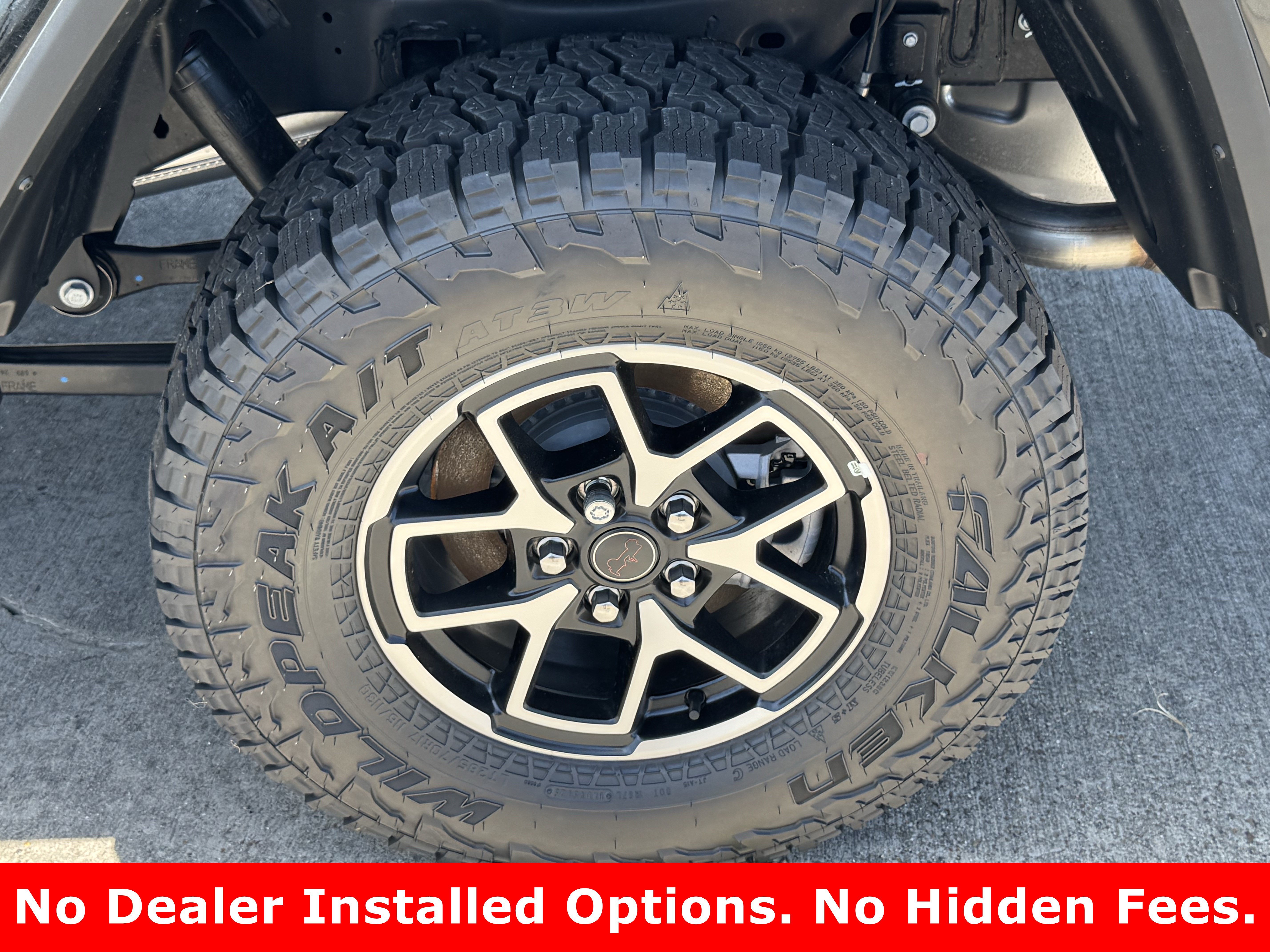 New 2026 Black Clear-Coat Exterior Paint Jeep Shadow Ops image 8