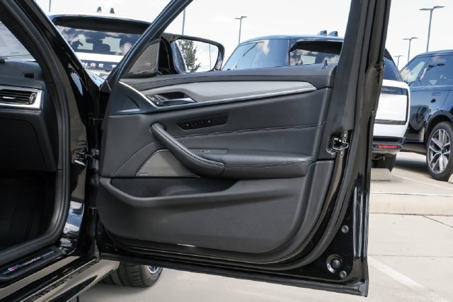Used 2022 Black BMW Base image 76