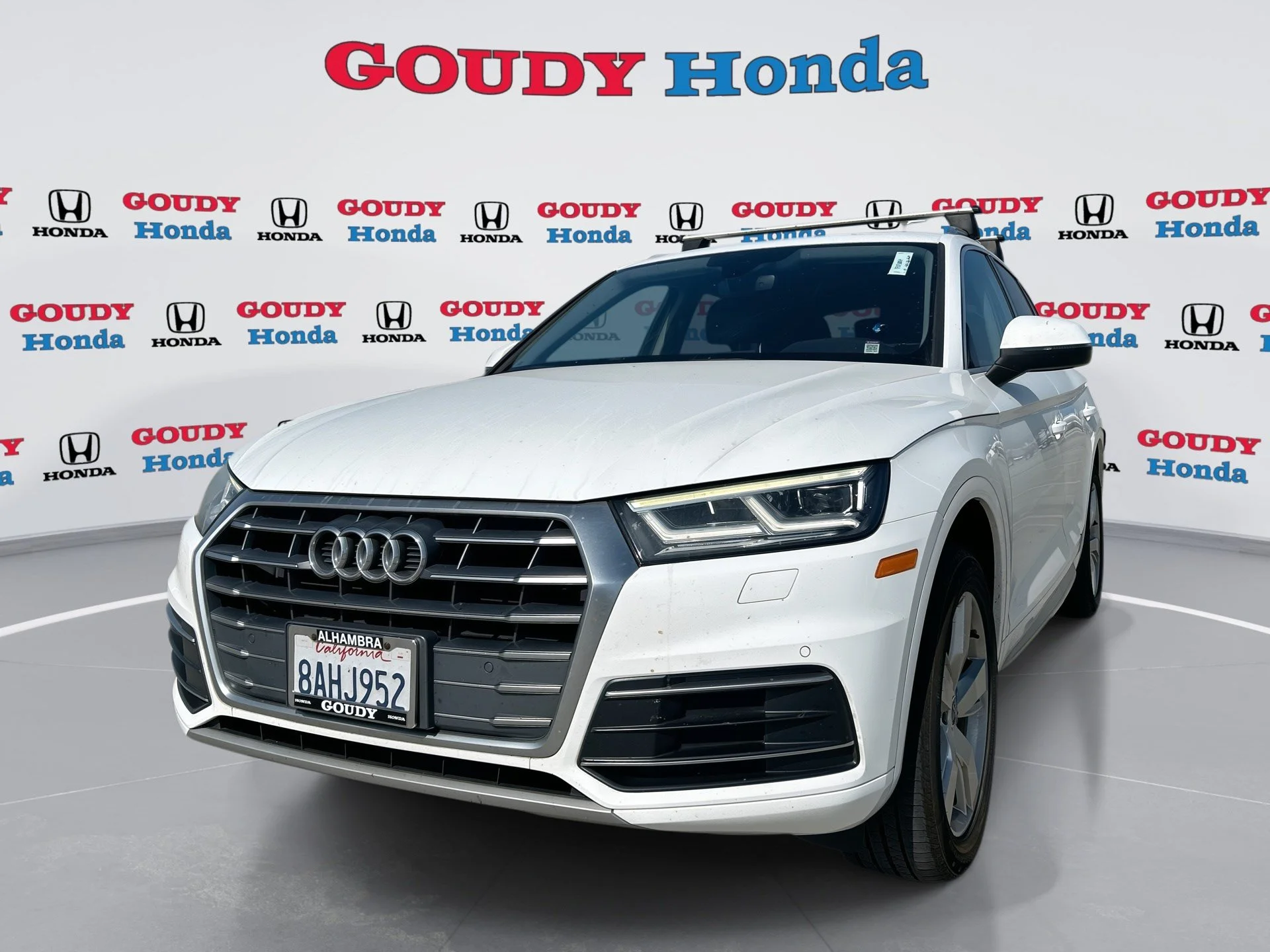 2018 Audi Q5 2.0T quattro S tronic Premium Plus's photo