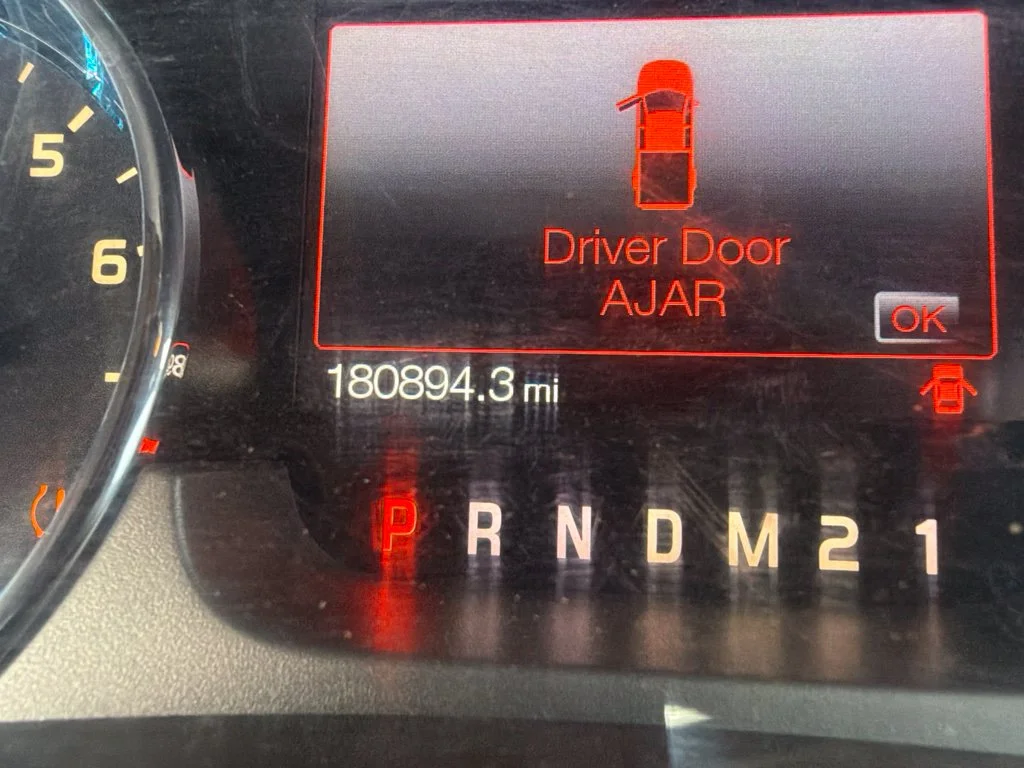 Used 2013 Tuxedo Black Metallic Ford Platinum image 4