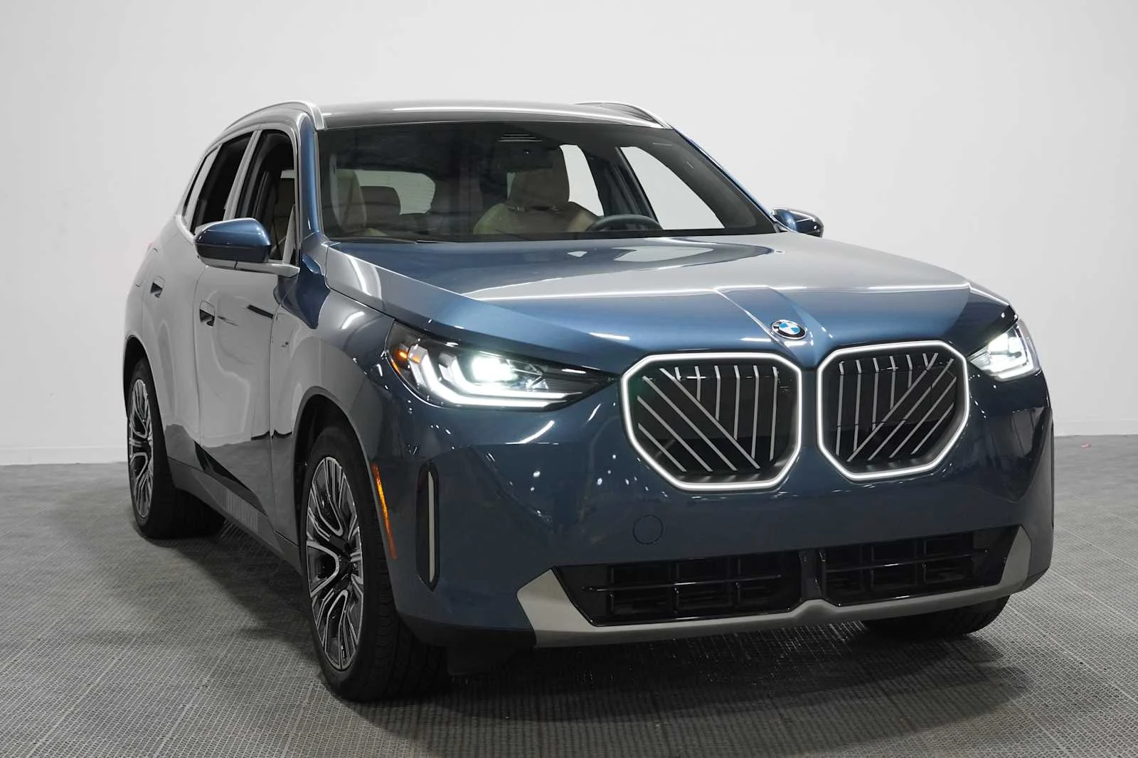 Certified Used 2026 Arctic Race Blue Metallic BMW 30 xDrive image 3