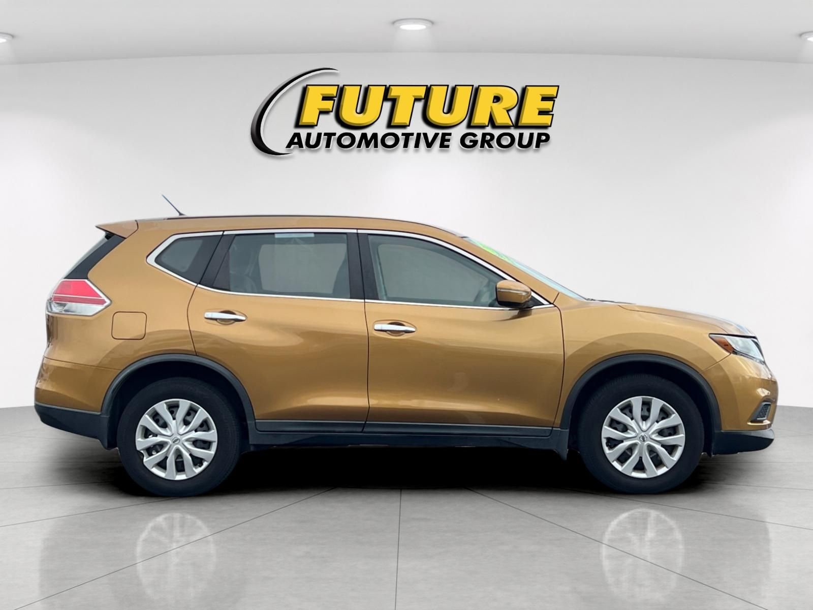 Used 2015 Nissan Rogue S with VIN KNMAT2MV0FP506246 for sale in Fairfield, CA