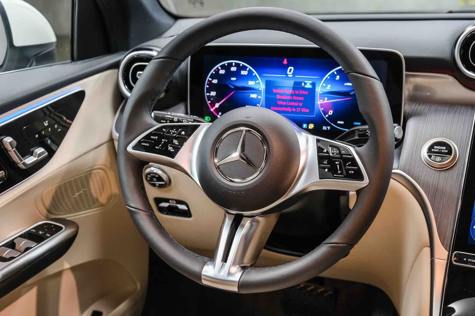 New 2026 Polar White Mercedes-Benz GLC 300 image 59