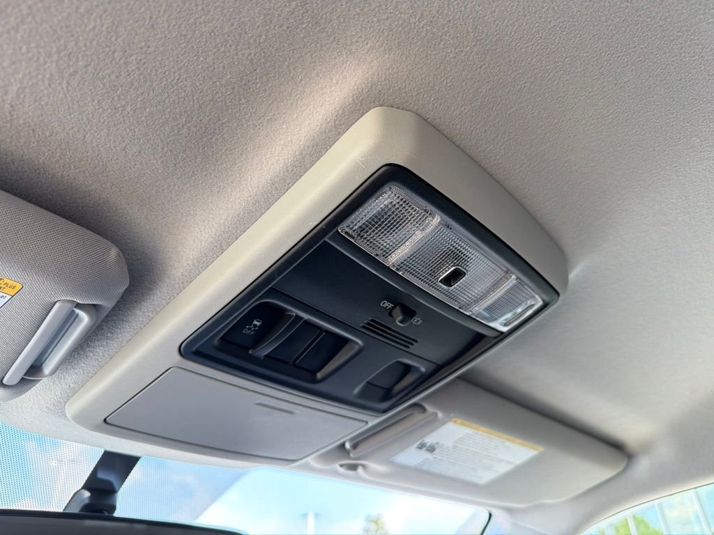 Used 2019 White Toyota SR5 image 25