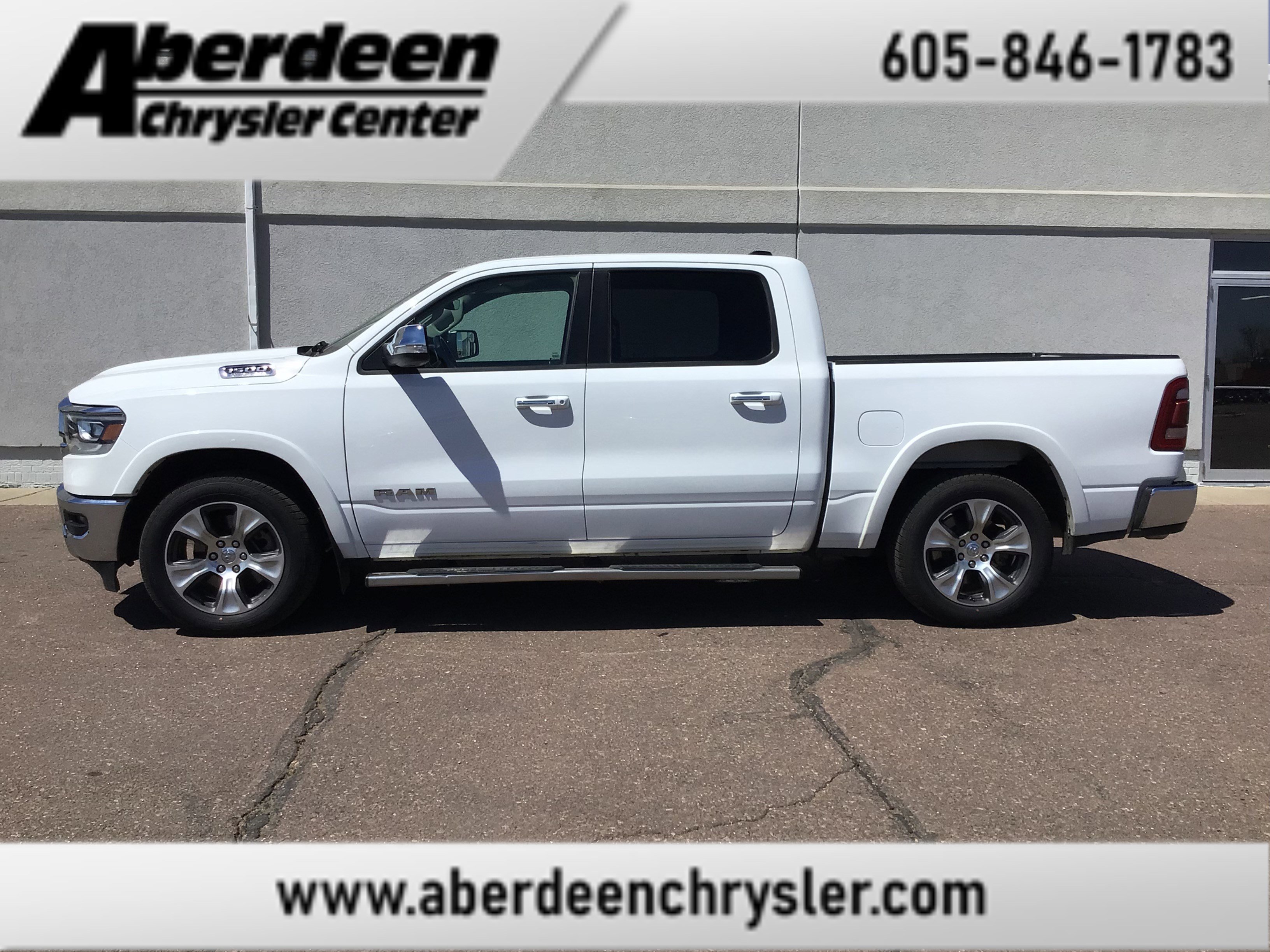 2022 RAM 1500 Laramie 4x4 Crew Cab 5'7's photo
