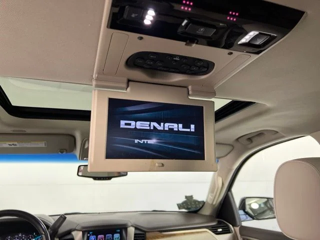 Used 2019 Onyx Black GMC Denali image 38