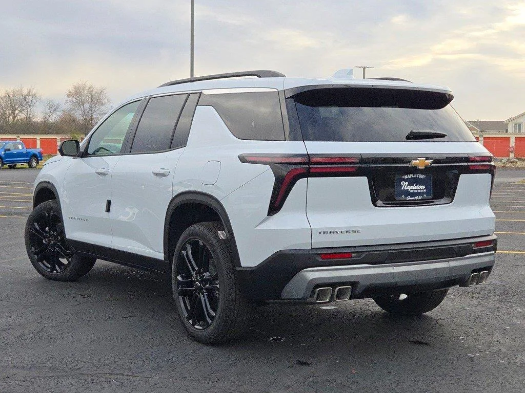 2026 Chevrolet Traverse LT - Photo 14