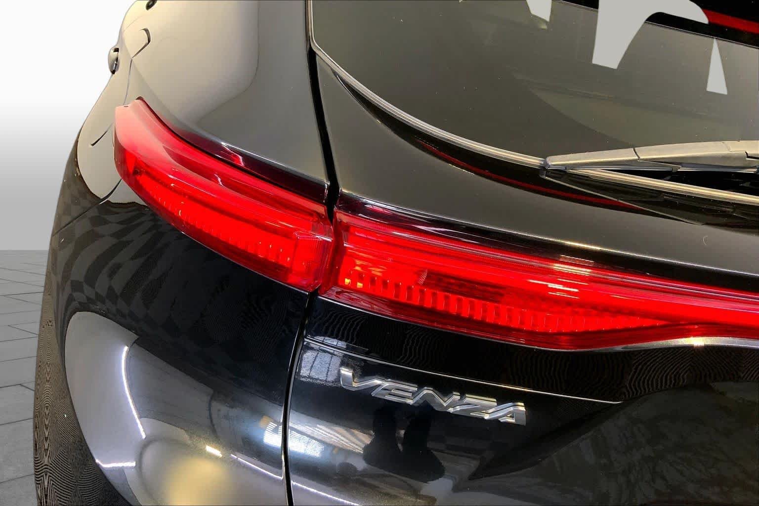 Used 2022 Celestial Black Toyota XLE image 28