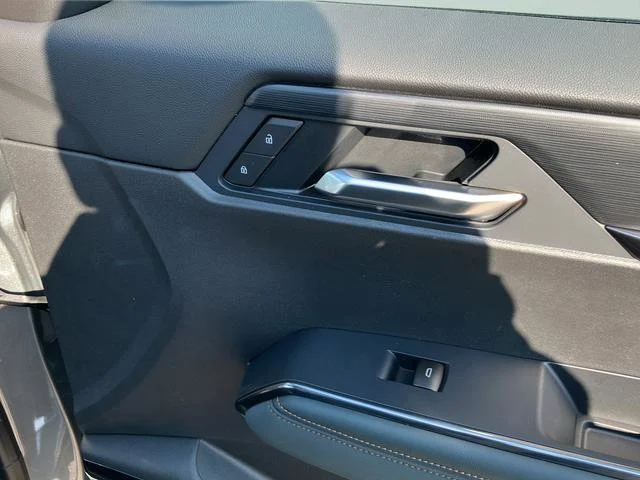 2026 GMC Acadia AT4 - Photo 25