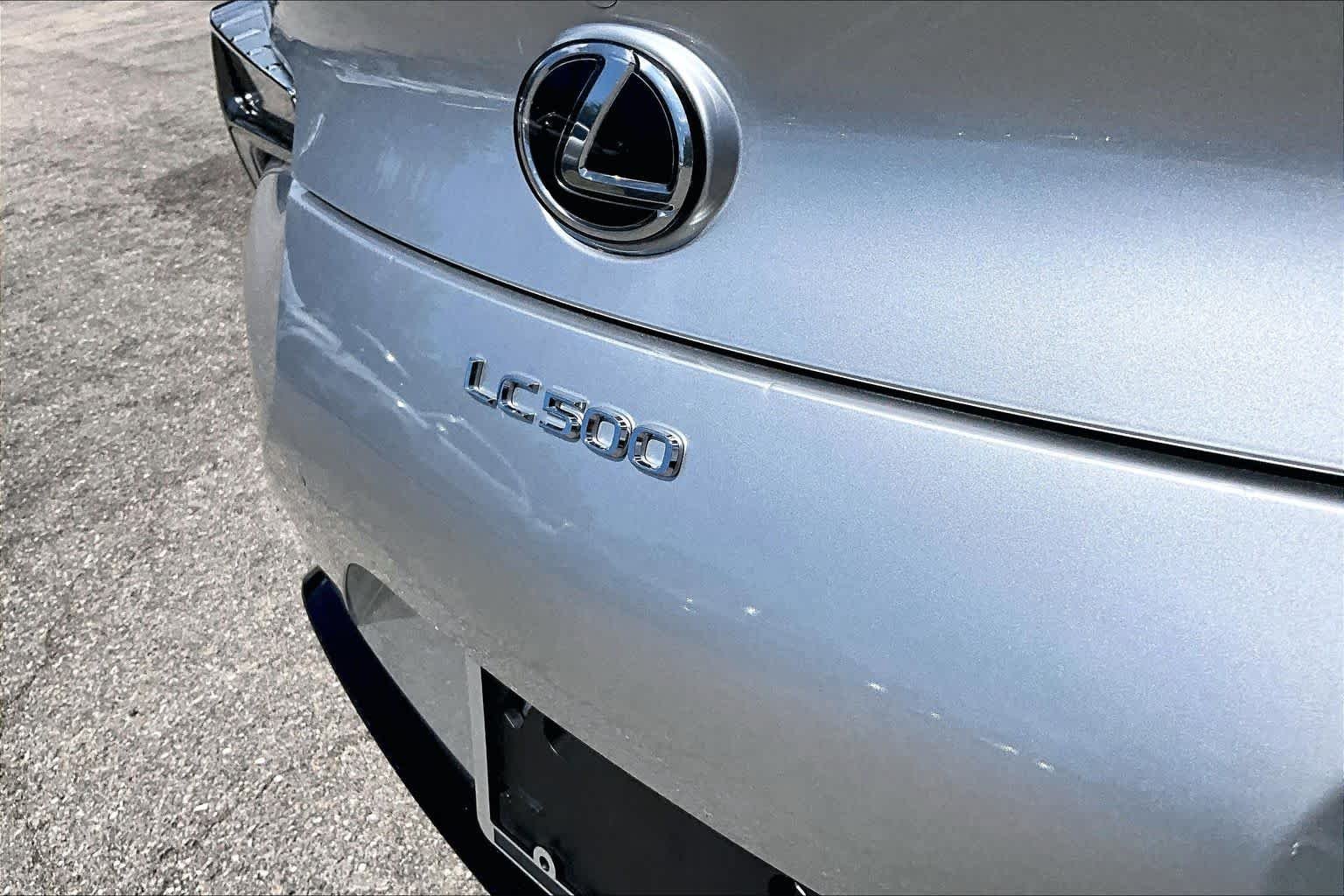 Used 2021 Liquid Platinum Lexus  image 10