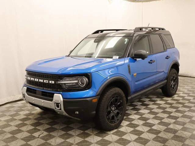 Used 2026 Velocity Blue Ford Badlands image 6