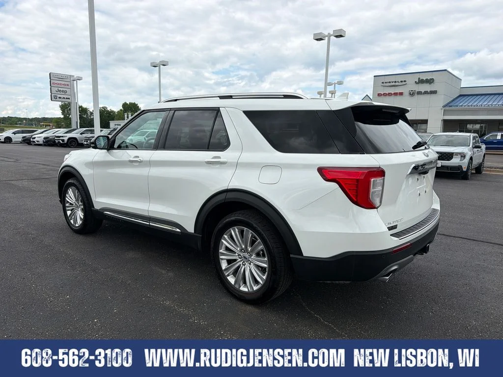 Used 2023 White Ford Limited image 4