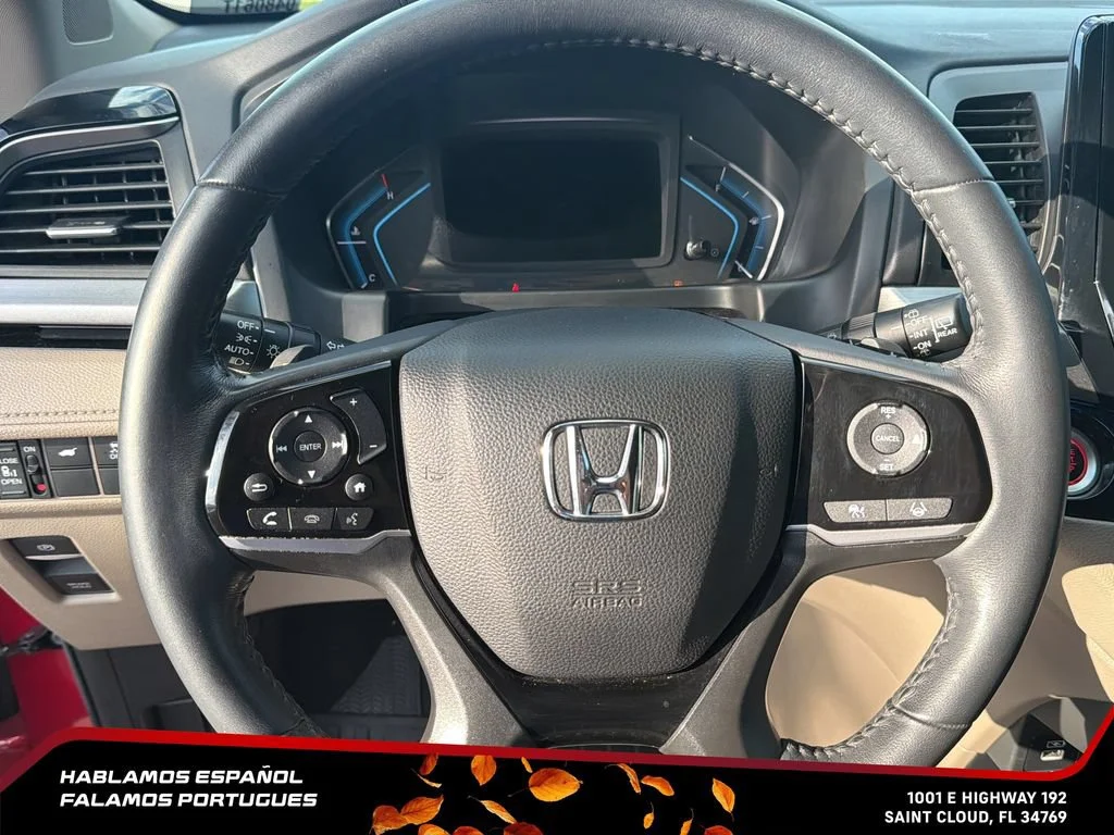 Used 2023 Red Honda Touring image 19