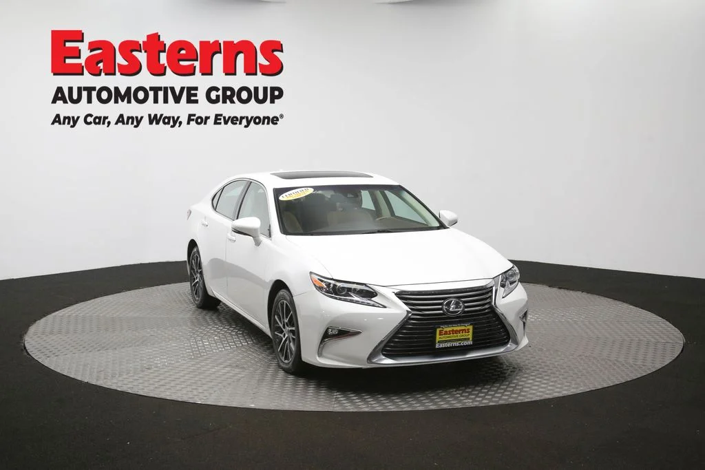 Used 2017 White Lexus 350 image 55