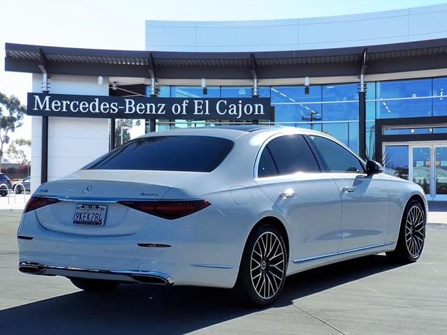 Certified Used 2024 White Mercedes-Benz S 580 image 3