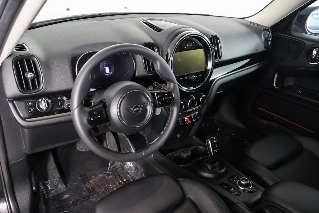Used 2023 Midnight Black MINI  image 7