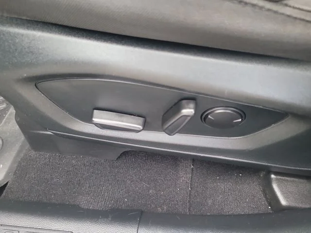 Used 2021 Silver Ford XLT image 22
