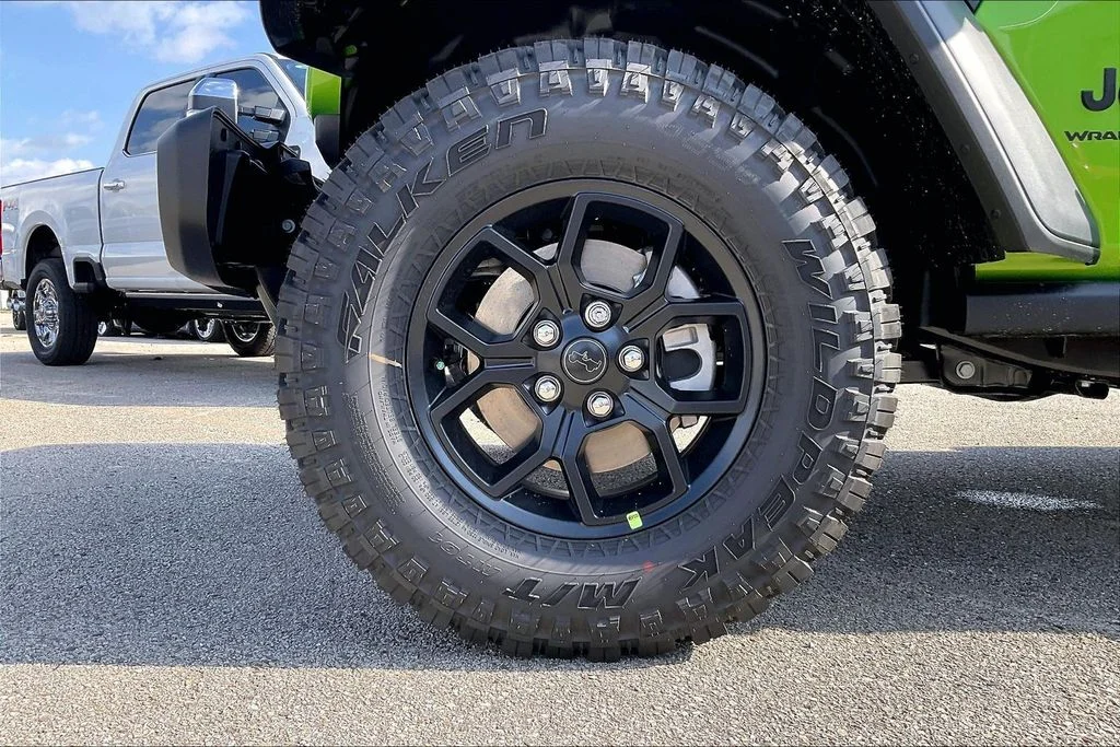 New 2026 Jeep Wrangler Willys 4D Sport Utility