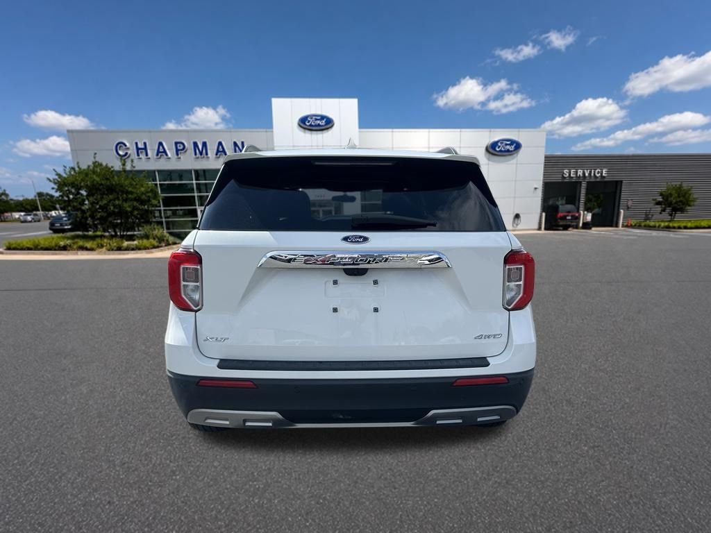 Used 2022 White Ford XLT image 4