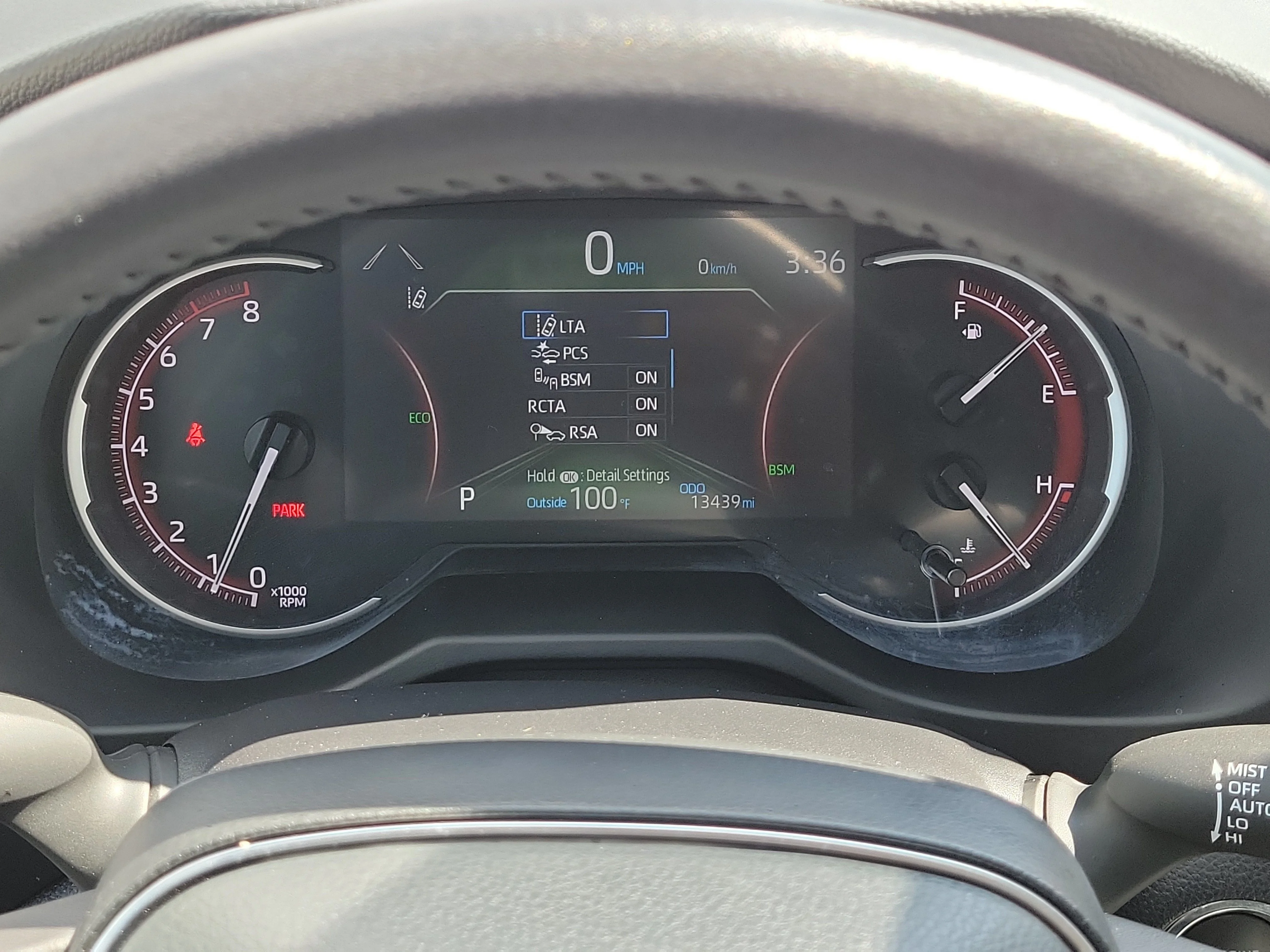 Used 2025 Pearl Toyota XLE Premium image 23