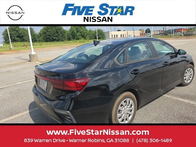 Used 2020 Black Kia FE image 6