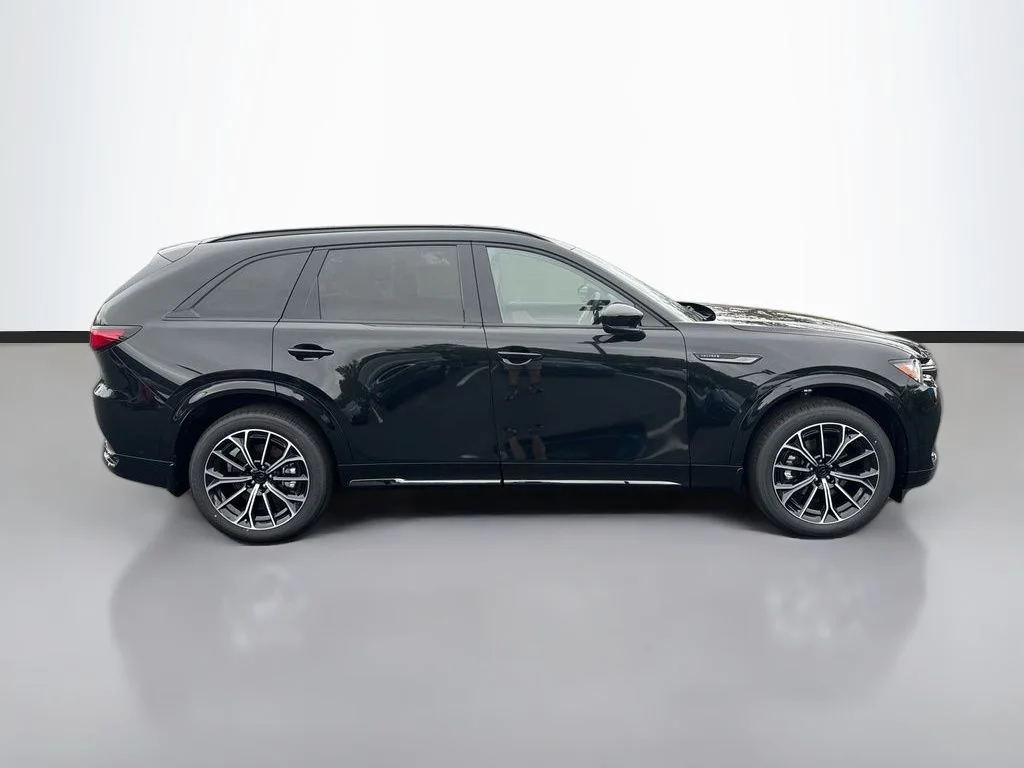 New 2026 Jet Black Mazda 3.3 Turbo S Premium Plus image 2