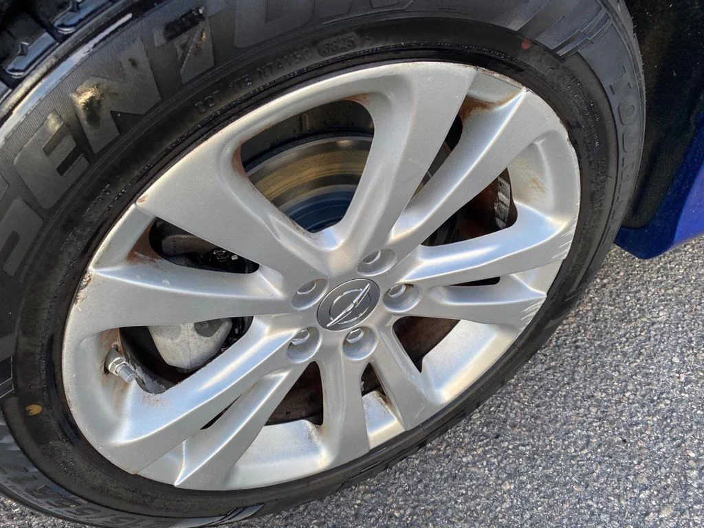 Used 2015 Blue Chrysler Limited image 18