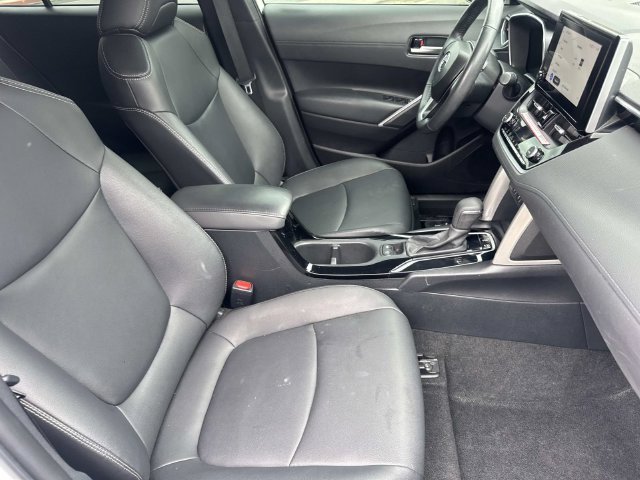 Used 2024 Beige Toyota XLE image 25