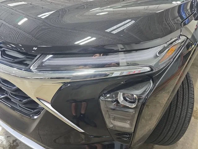 New 2026 Mosaic Black Metallic Chevrolet LT image 29