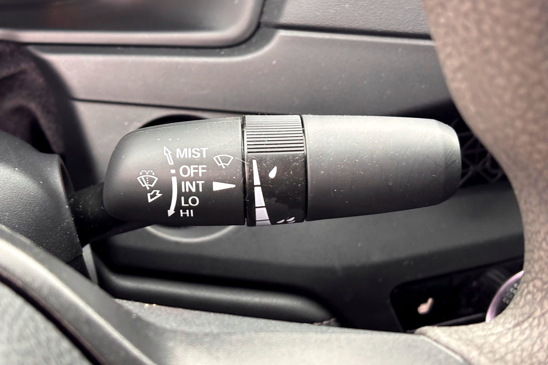 Used 2025 Black Honda SE image 20