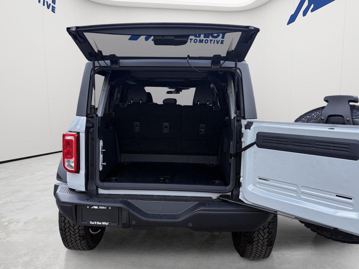 New 2026 Avalanche Gray Ford Big Bend image 5