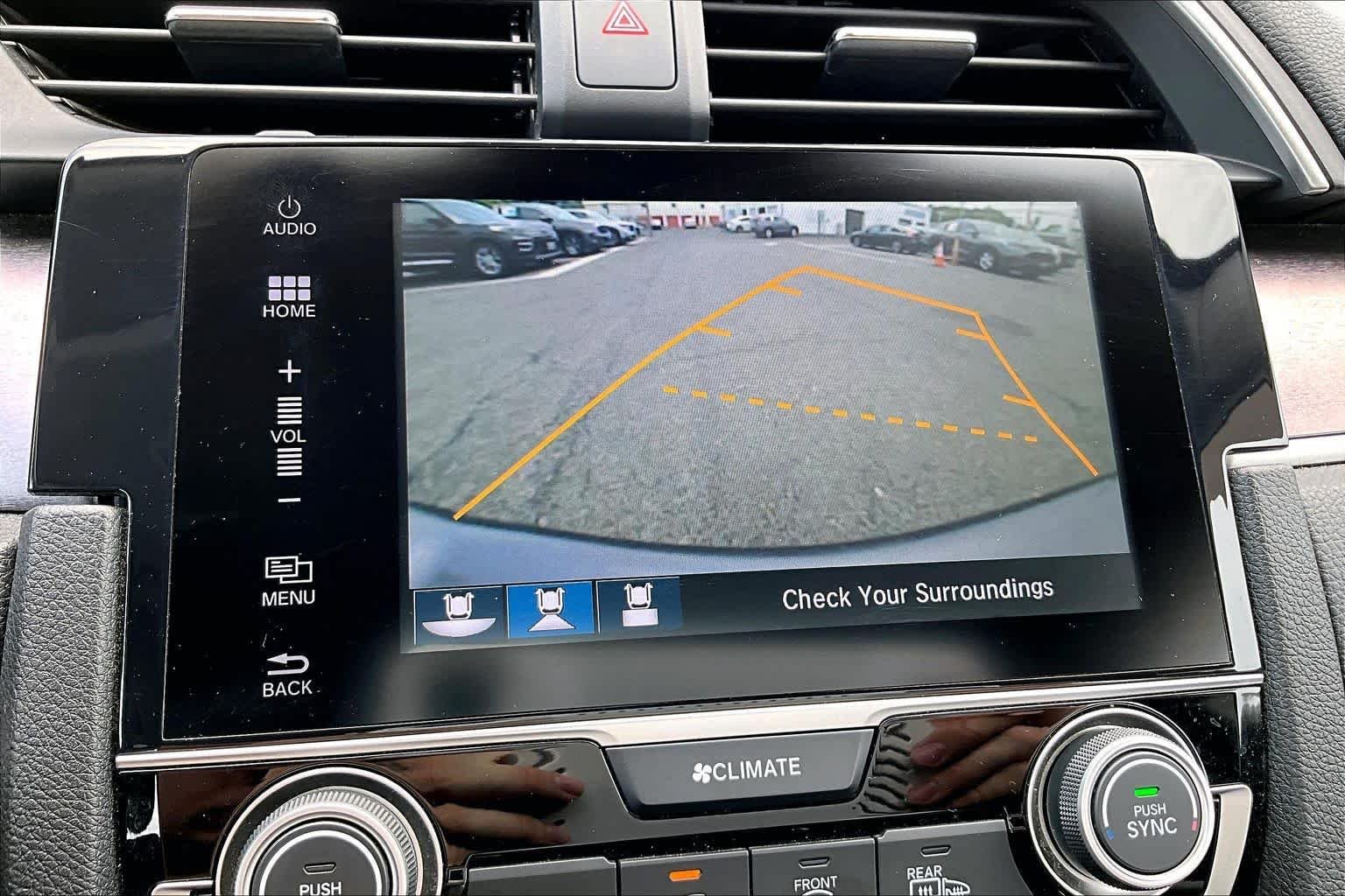 Used 2016 Modern Steel Metallic Honda Touring image 27