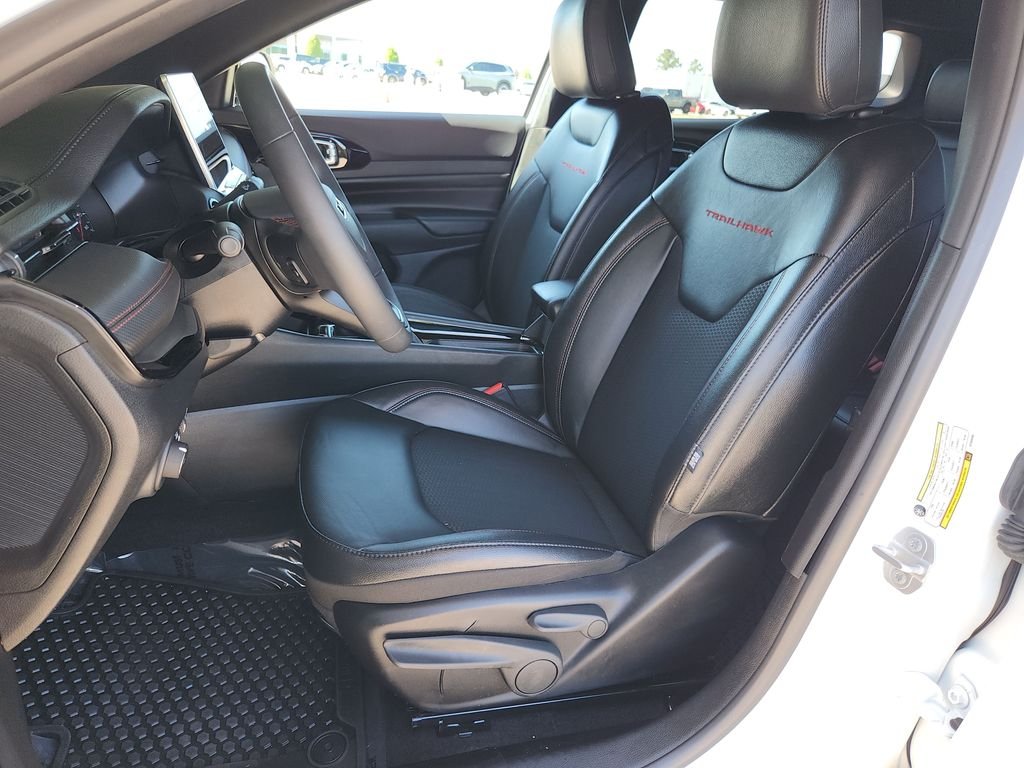 Used 2025 White Jeep Trailhawk image 13