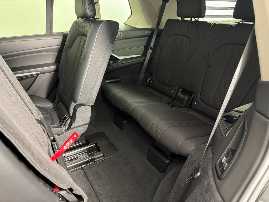 2023 BMW X7 40i - Photo 17
