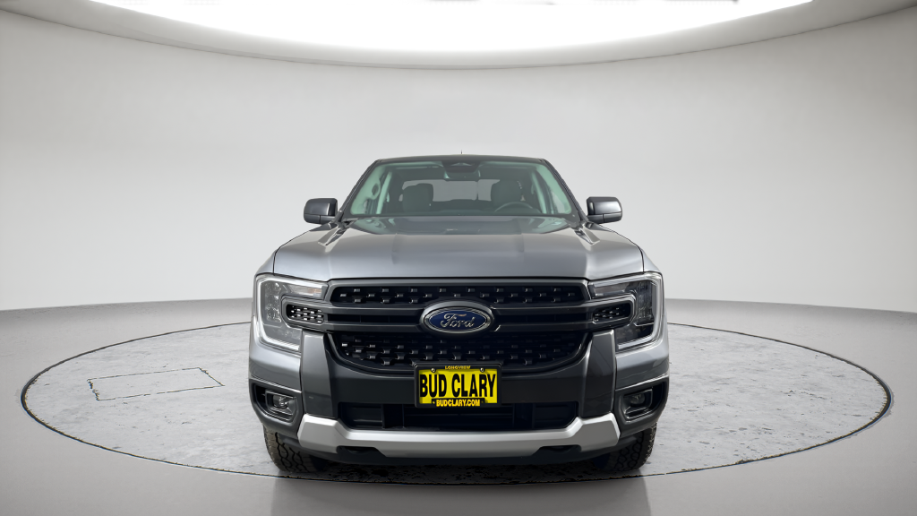 New 2026 Carbonized Gray Metallic Ford XLT image 2