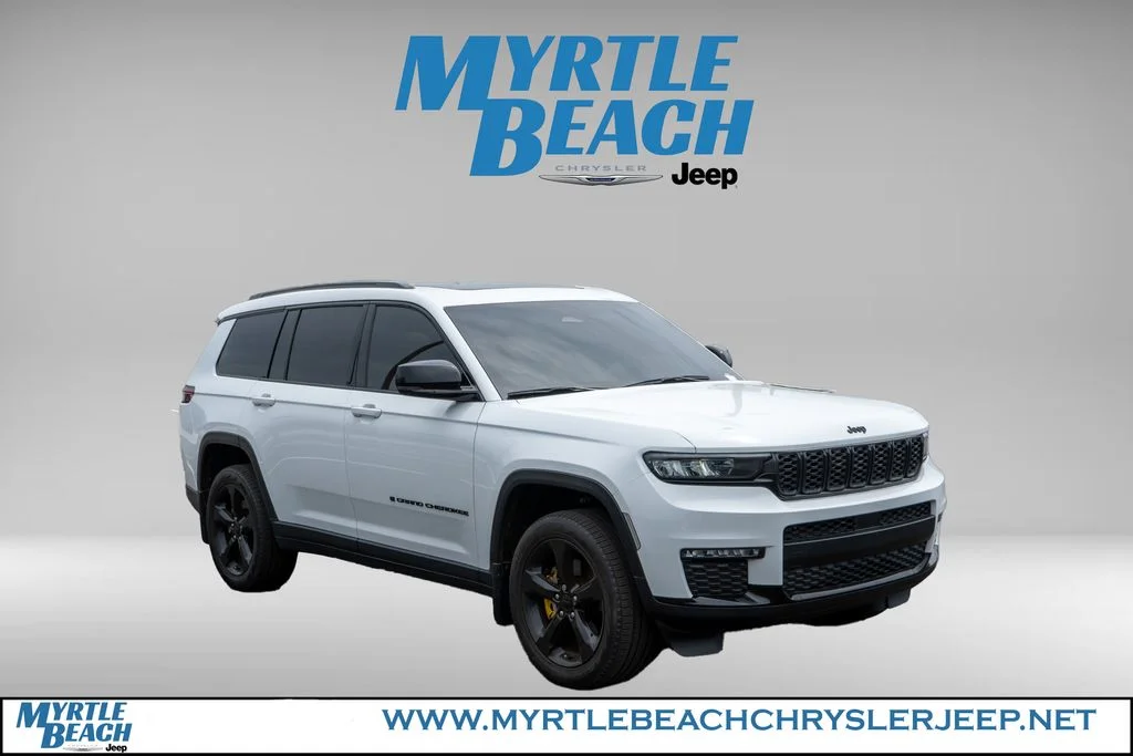 Used 2024 Bright White Clearcoat Jeep Limited image 8