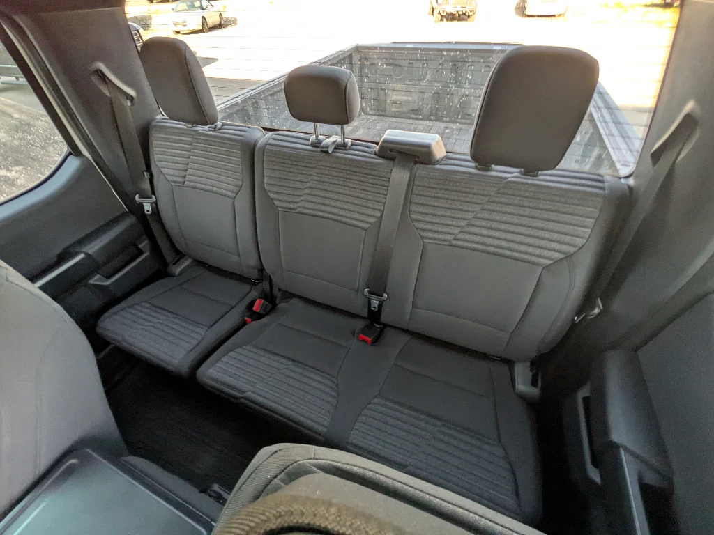 Used 2023 Oxford White Ford XL image 17