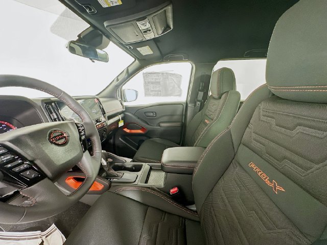 New 2026 Black Nissan PRO-X image 19