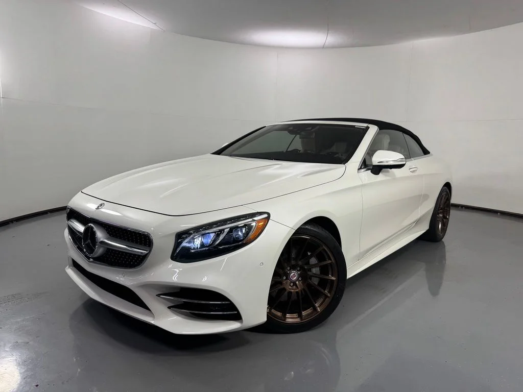Used 2019 designo Diamond White Metallic Mercedes-Benz S 560 image 1