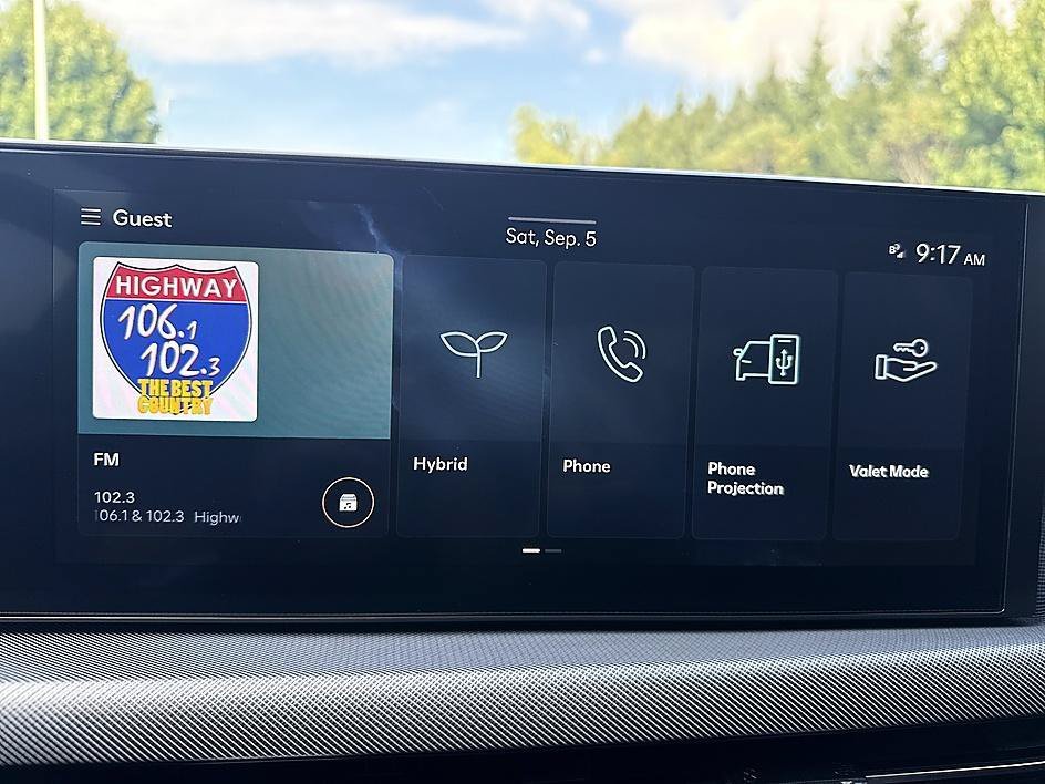 Used 2025 Abyss Black Hyundai SEL image 16