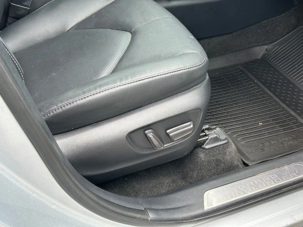 Used 2024 Silver Toyota Limited image 39
