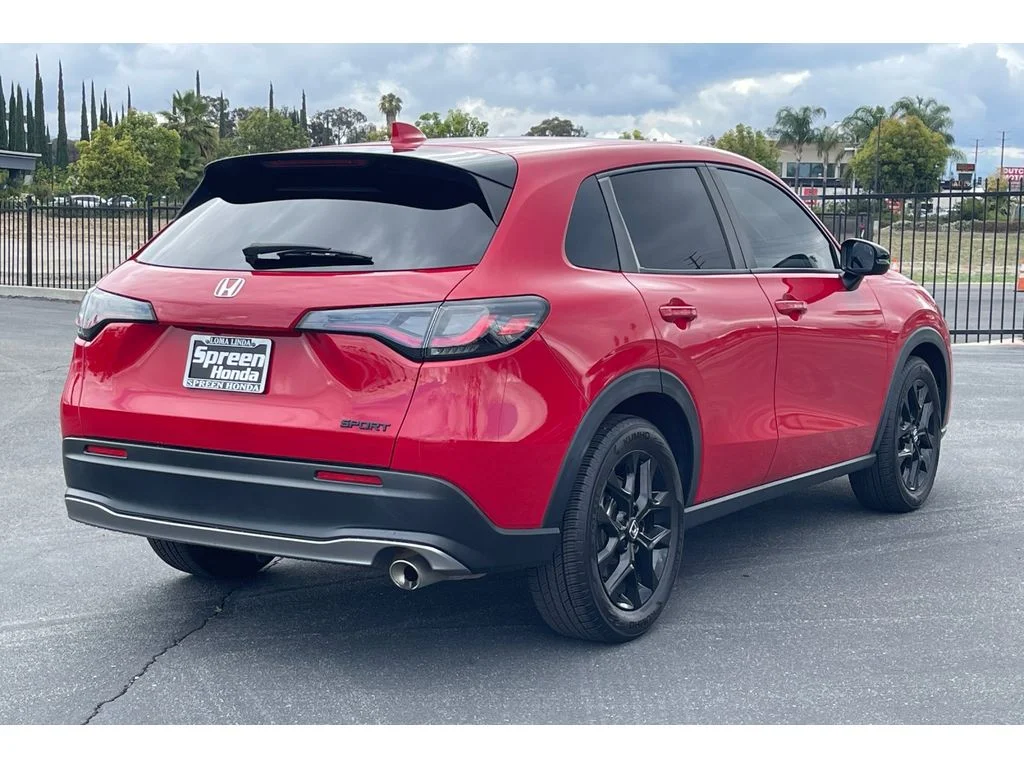 Used 2023 MILANO RED Honda Sport image 6
