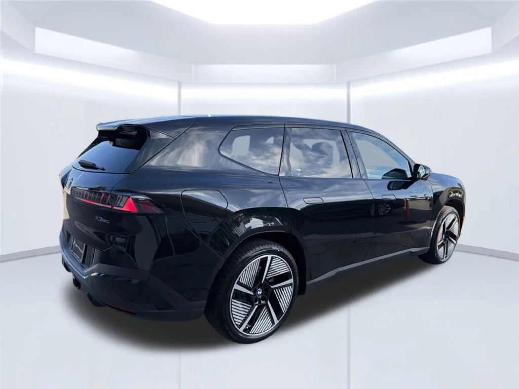 New 2027 Black Sapphire Metallic BMW 50 xDrive image 6