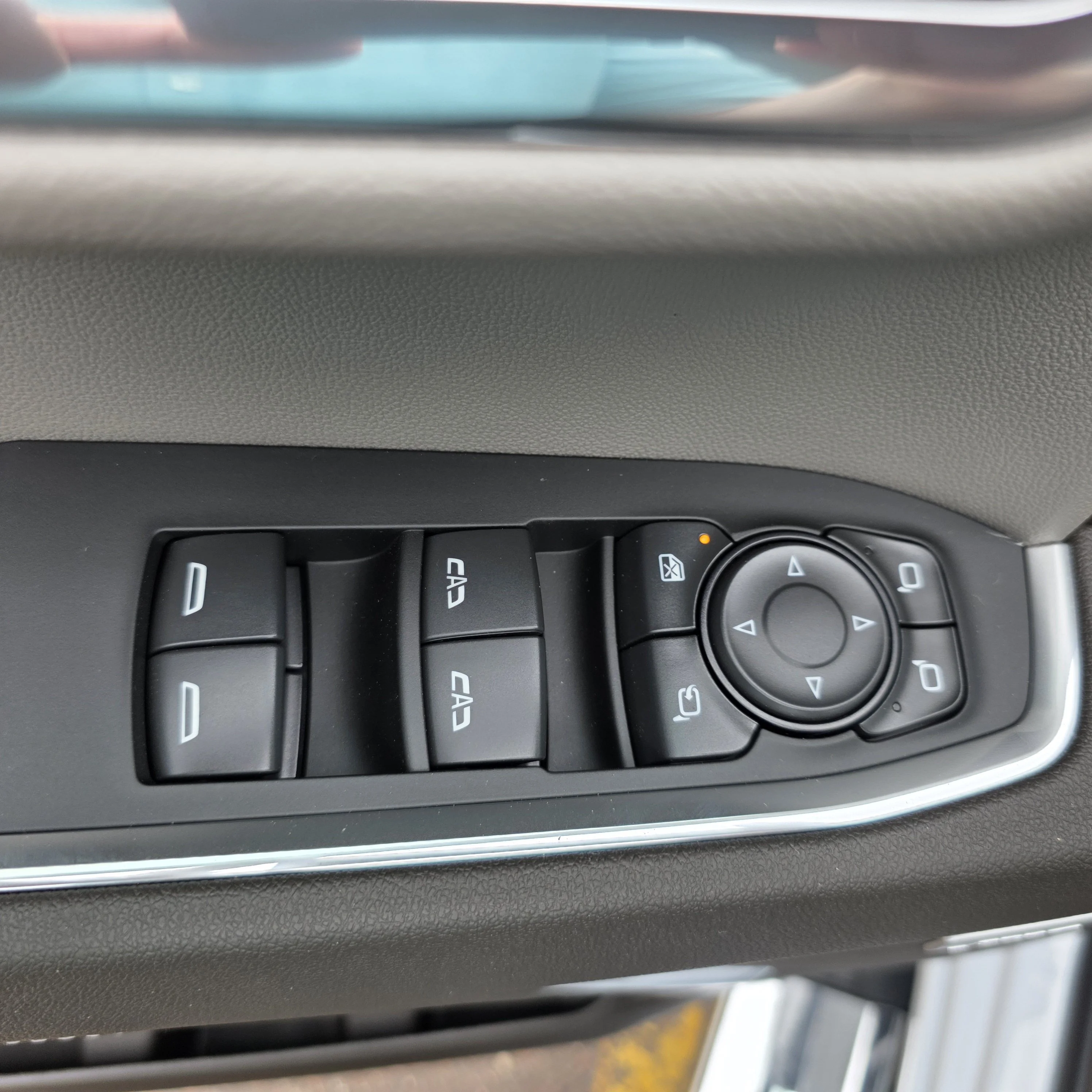 2026 GMC Sierra 1500 SLT - Photo 21