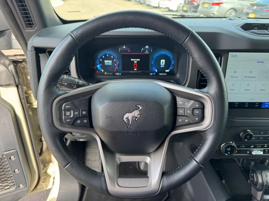 Used 2025 Beige Ford Badlands image 26