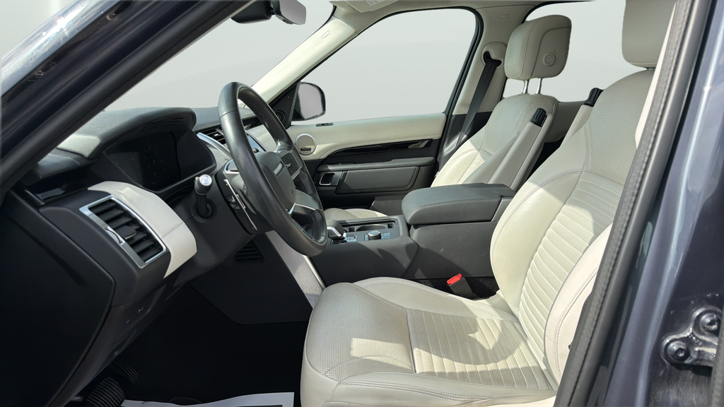 Used 2024 Blue Land Rover S image 17