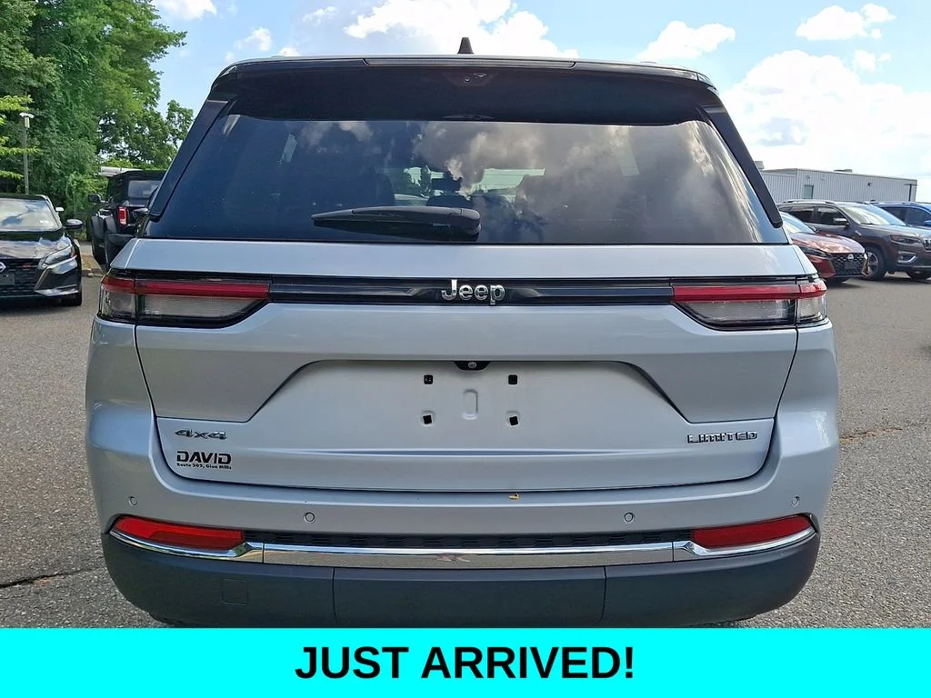 Certified Used 2023 Silver Jeep Limited image 5