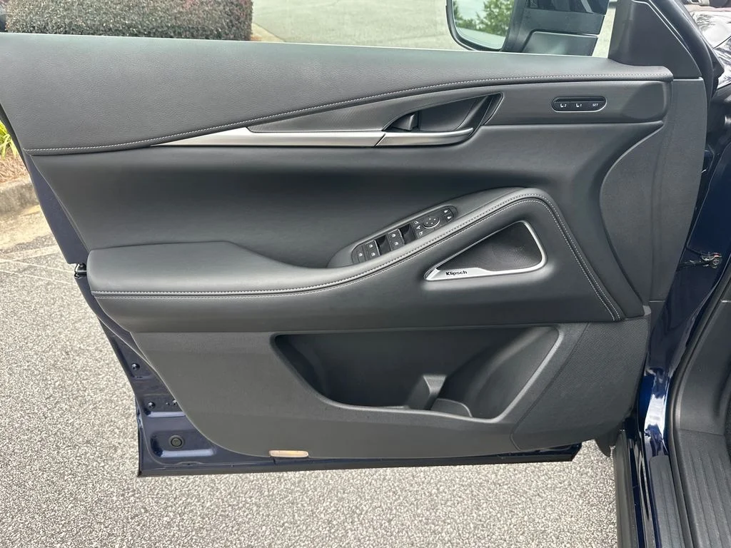 Used 2026 Blue INFINITI LUXE image 10